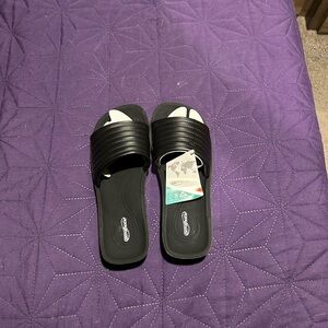 Comfortable Black Slide Sandals